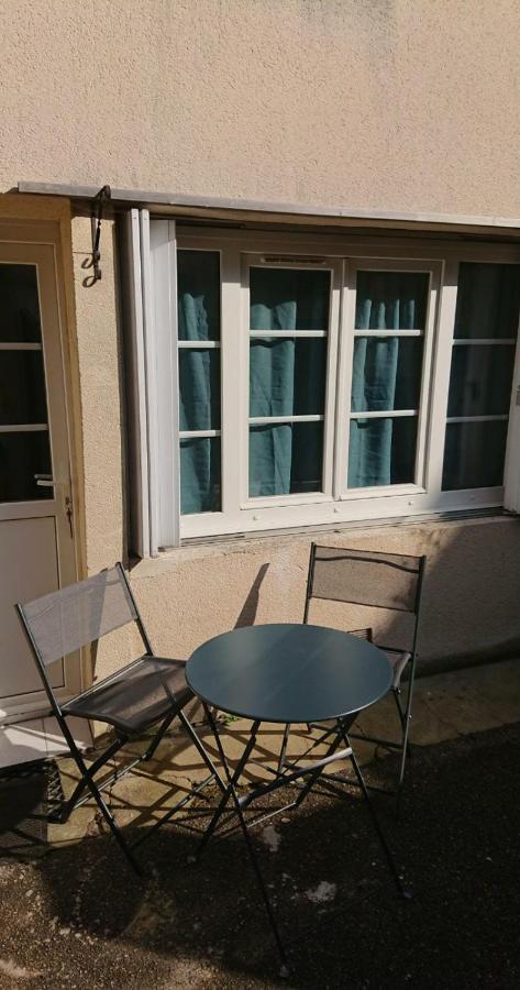 F2 Rdc Promo Cour Courseulles Sur Mer 外观 照片